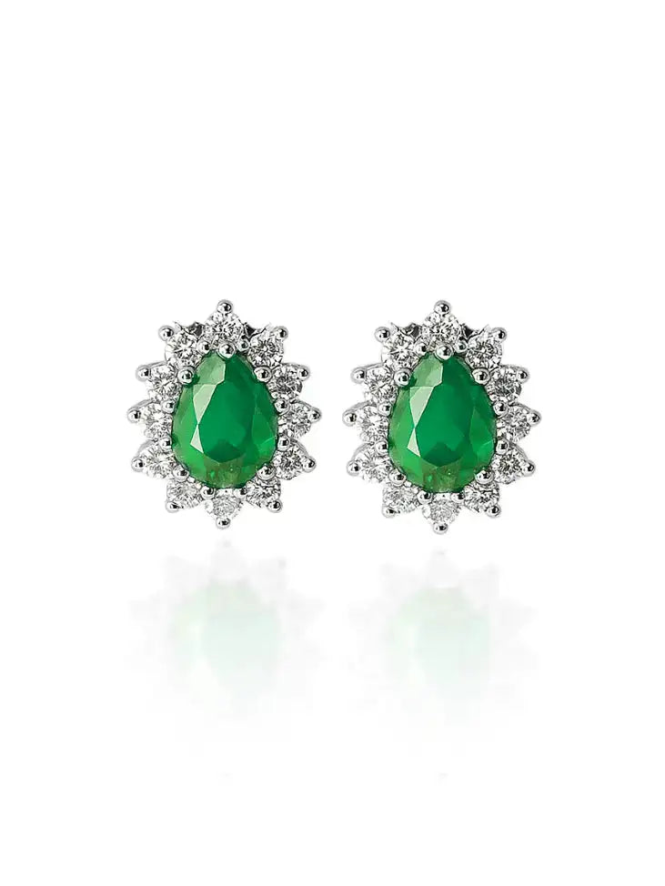 Brincos de prata 925 com esmeralda verde e zircônias, design luxo e acabamento premium